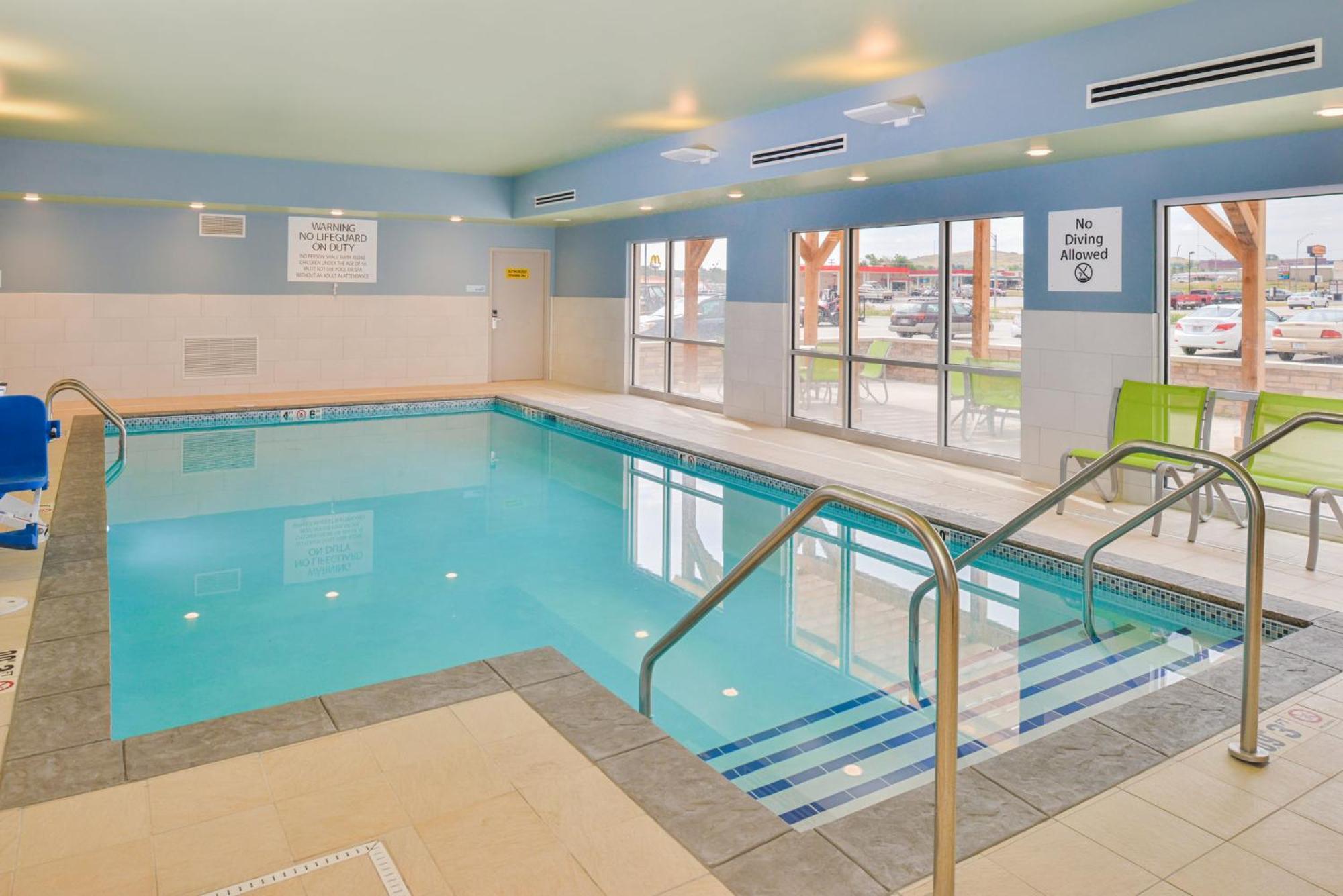 Holiday Inn Express & Suites - Chadron By Ihg Eksteriør bilde